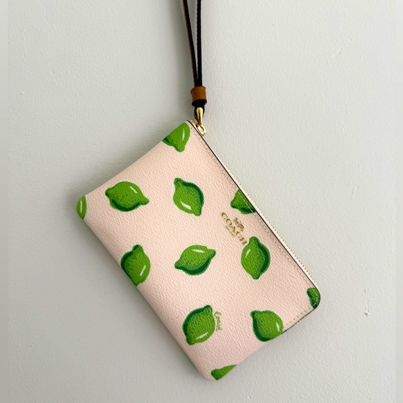 Authentic Coach Lime Wristlet *Limited Edition* Summer collection - Picture 1 of 4
